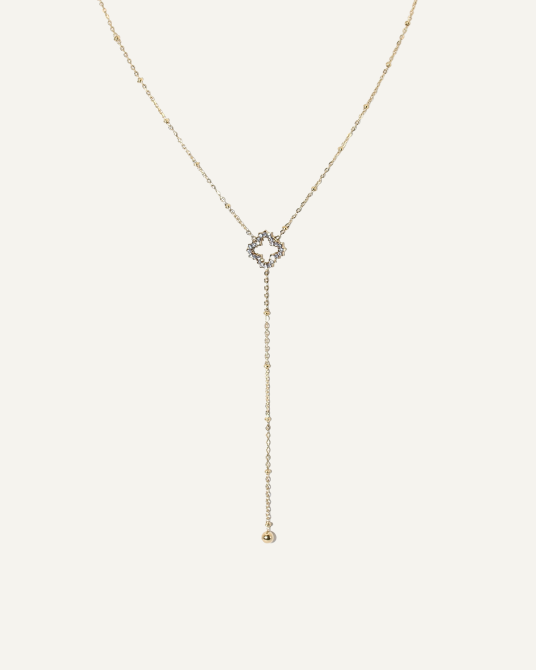 Amanda | Collier trefle à strass en acier inoxydable et zircons