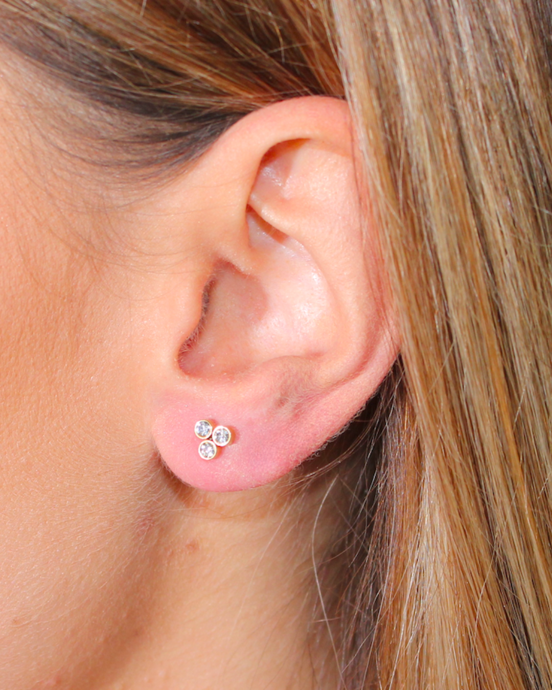 Juicy | Boucles d'oreilles en acier inoxydable et zircons